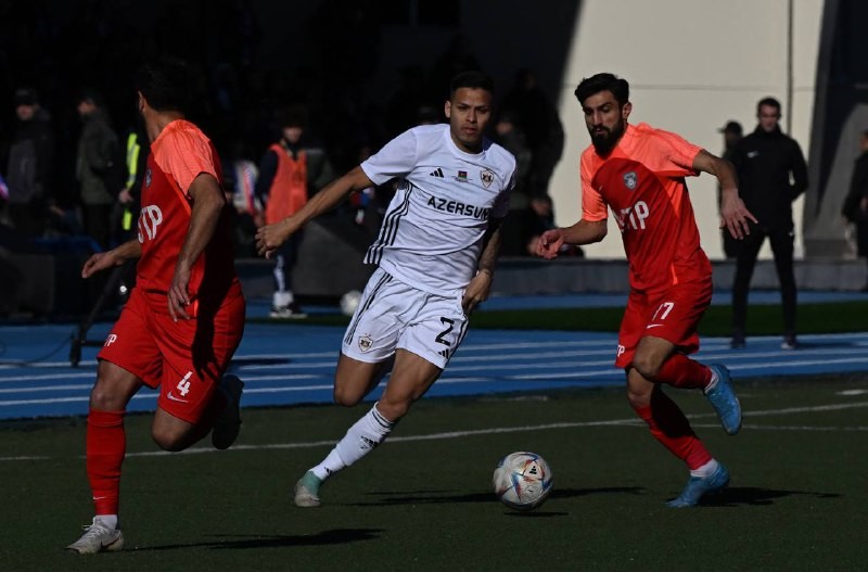 Xankəndi şəhər stadionunda  “Qarabağ” və  MOİK oyunu!